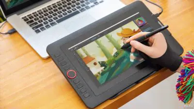 Графический планшет XP-PEN Artist 12 PRO\11,6" 1920х1080 (256x144 мм) 14мс\88% NTSC\8192 уровня чувствительности\наклон пера до 60 градусов\поддержка Windows и MAC OS\1 день использования\гарантия.